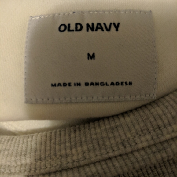 Men's Old Navy Top - Picture 4 of 5